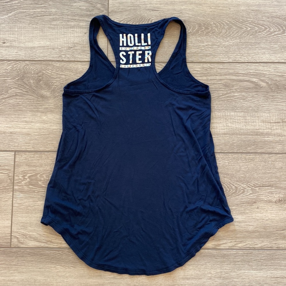 HOLLISTER RACERBACK TANK SIZE XS - Picture 3 of 4